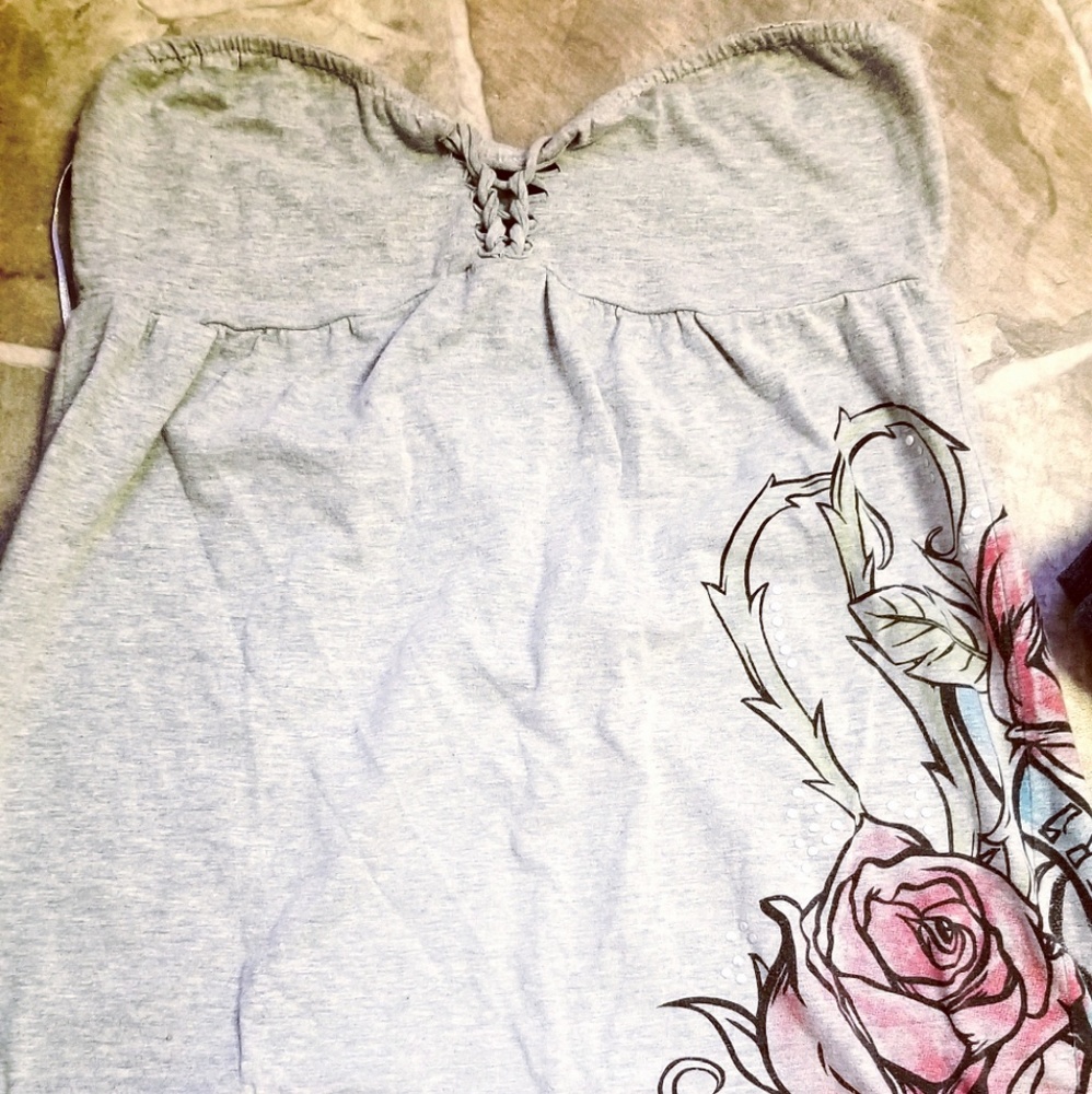 Fox strapless flowy top